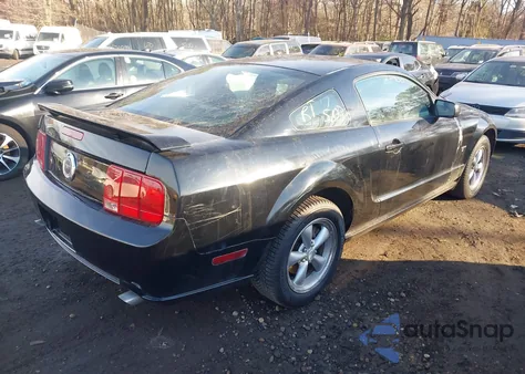 2008 Ford Mustang Gt Deluxe/Gt Premium z USA, uszkodzony, nr VIN 1ZVHT82H785143146